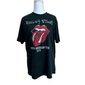 Rolling Stones concert short sleeve t-shirt, size large